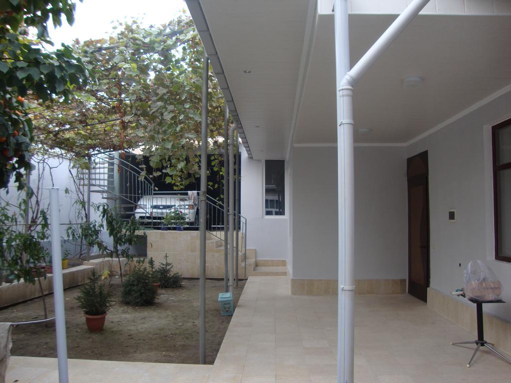 Guest House Vip Osh Exterior foto